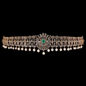 Floral Lattice Emerald Diamond Vaddanam